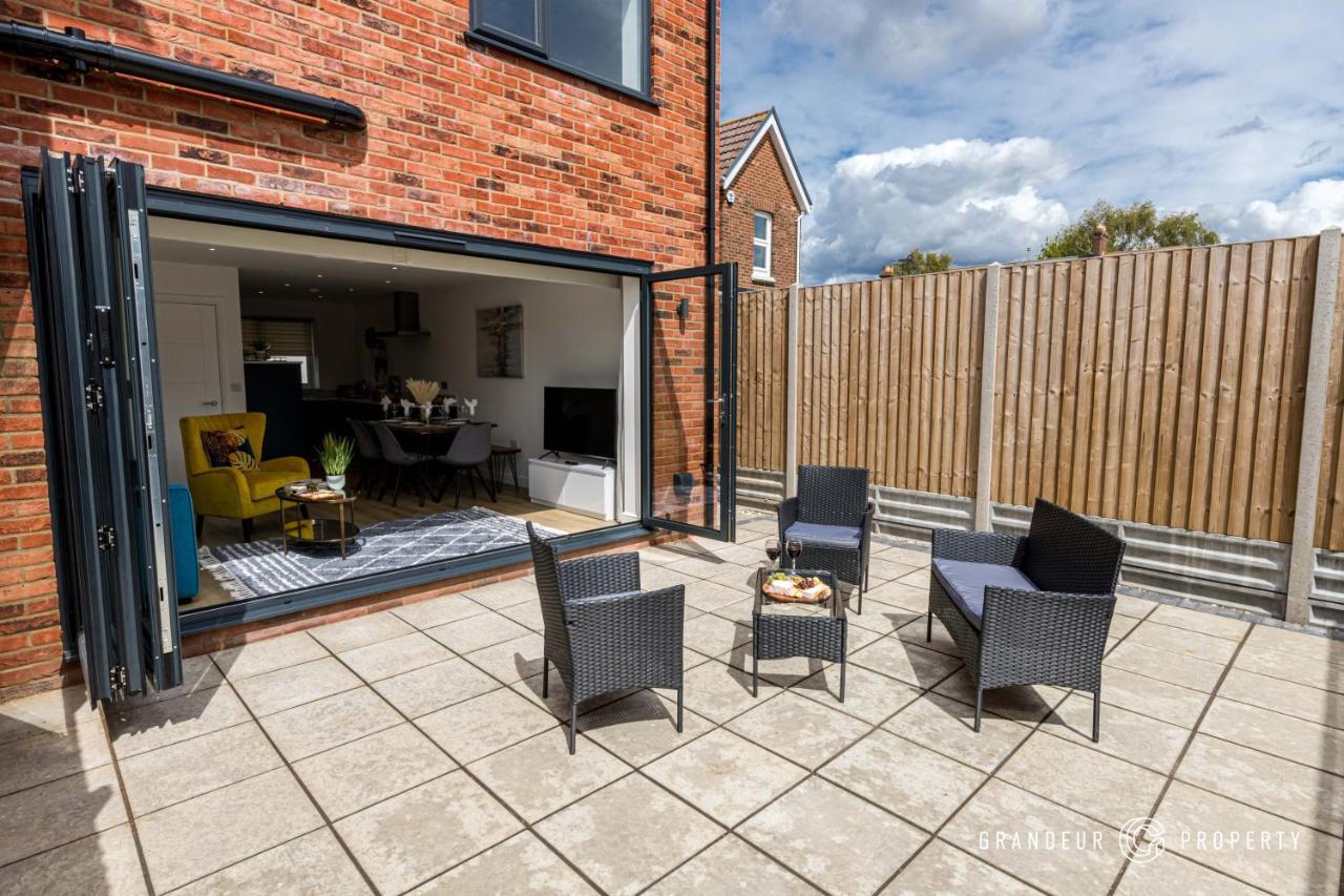 プール Denmark House By Grandeur Propertyヴィラ エクステリア 写真
